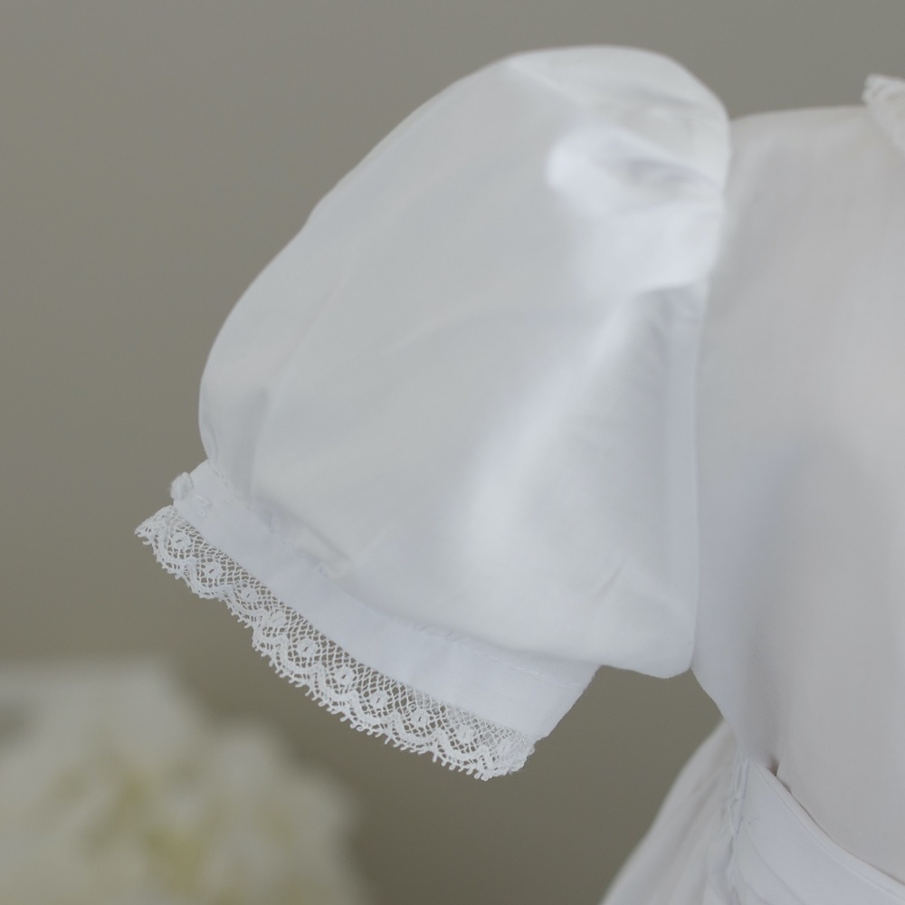 Feltman Brothers White Dress Smocked Flower Girl Perfect New Beautiful!! - Picture 4 of 8